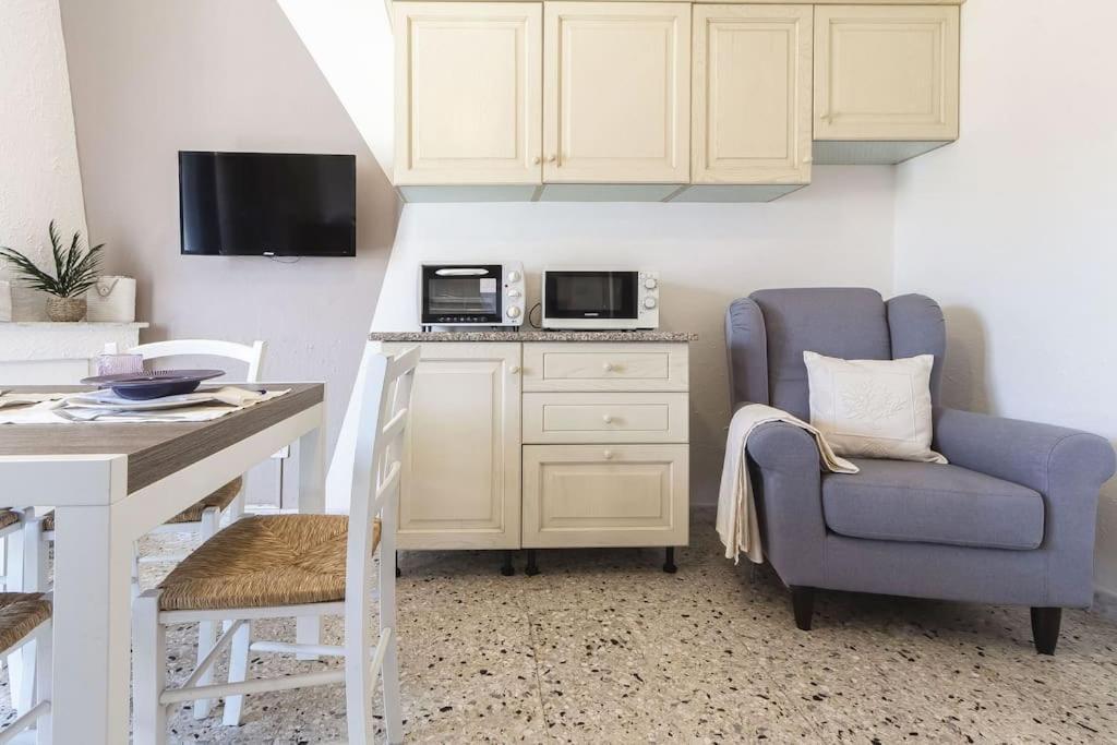 Elizabeth Guest House Arzachena Exterior foto